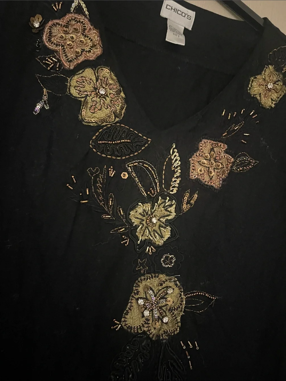 Chico's sz 2 large black Long-Sleeve V-Neck Top Gold Floral Embroidery beaded